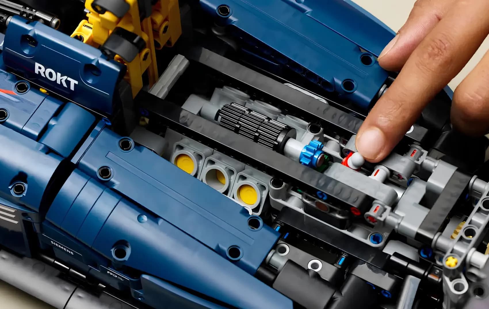 Конструктор LEGO Technic Автомобиль F1 Oracle Red Bull Racing RB20 (42206)