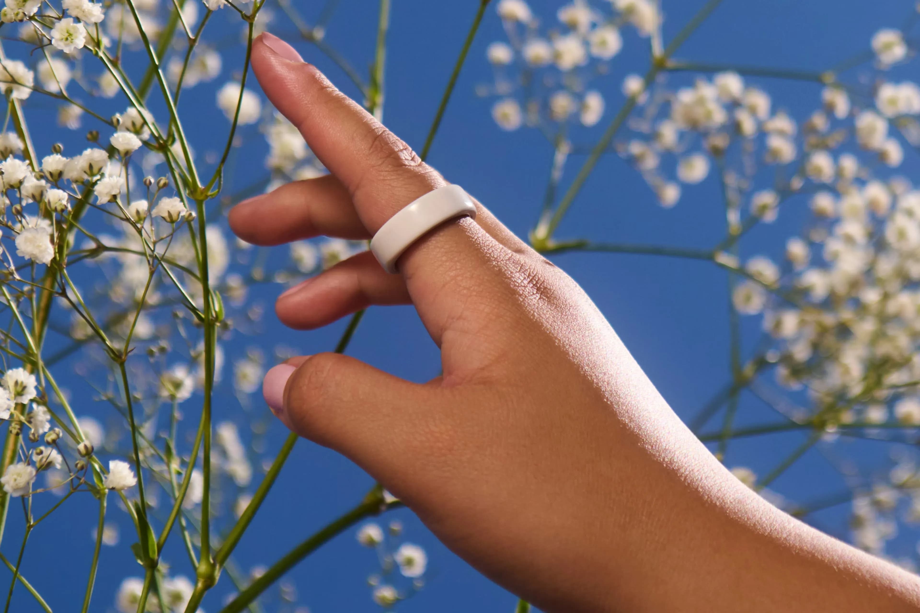 Смарт-кольцо Oura Ring 4 Ceramic Petal Size 11