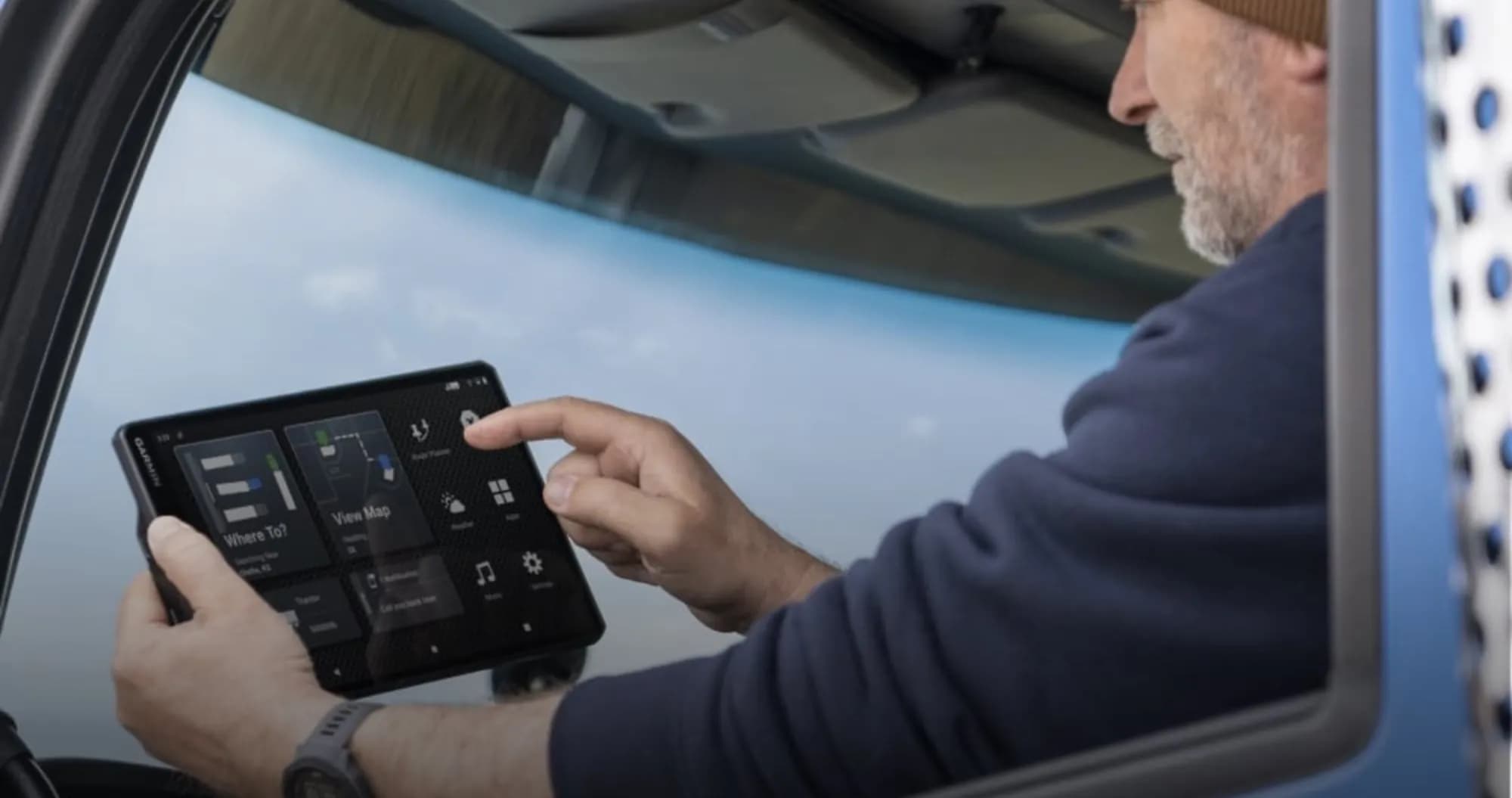 Грузовой GPS-навигатор Garmin DezlCam LGV710 (010-02727-15)