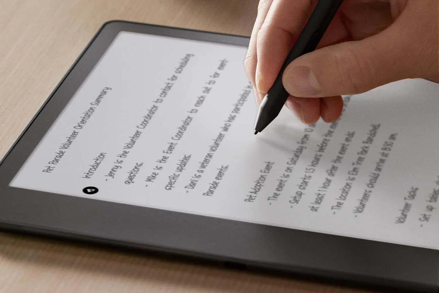 Электронная книга с подсветкой Amazon Kindle Scribe 32GB Premium Pen (Black) (Standard)
