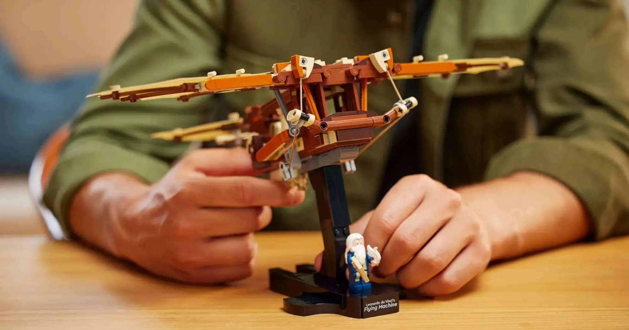 Конструктор LEGO Icons Летательный аппарат Леонардо да Винчи (10363)
