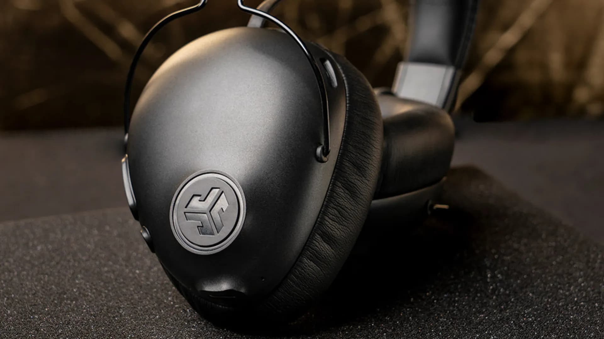 Наушники Jlab Studio Pro Over Ear Wireless (Black)
