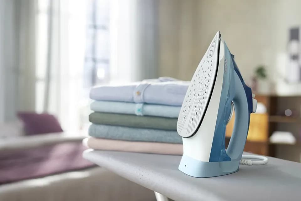Утюг Philips DST5030/20 (Blue/White)