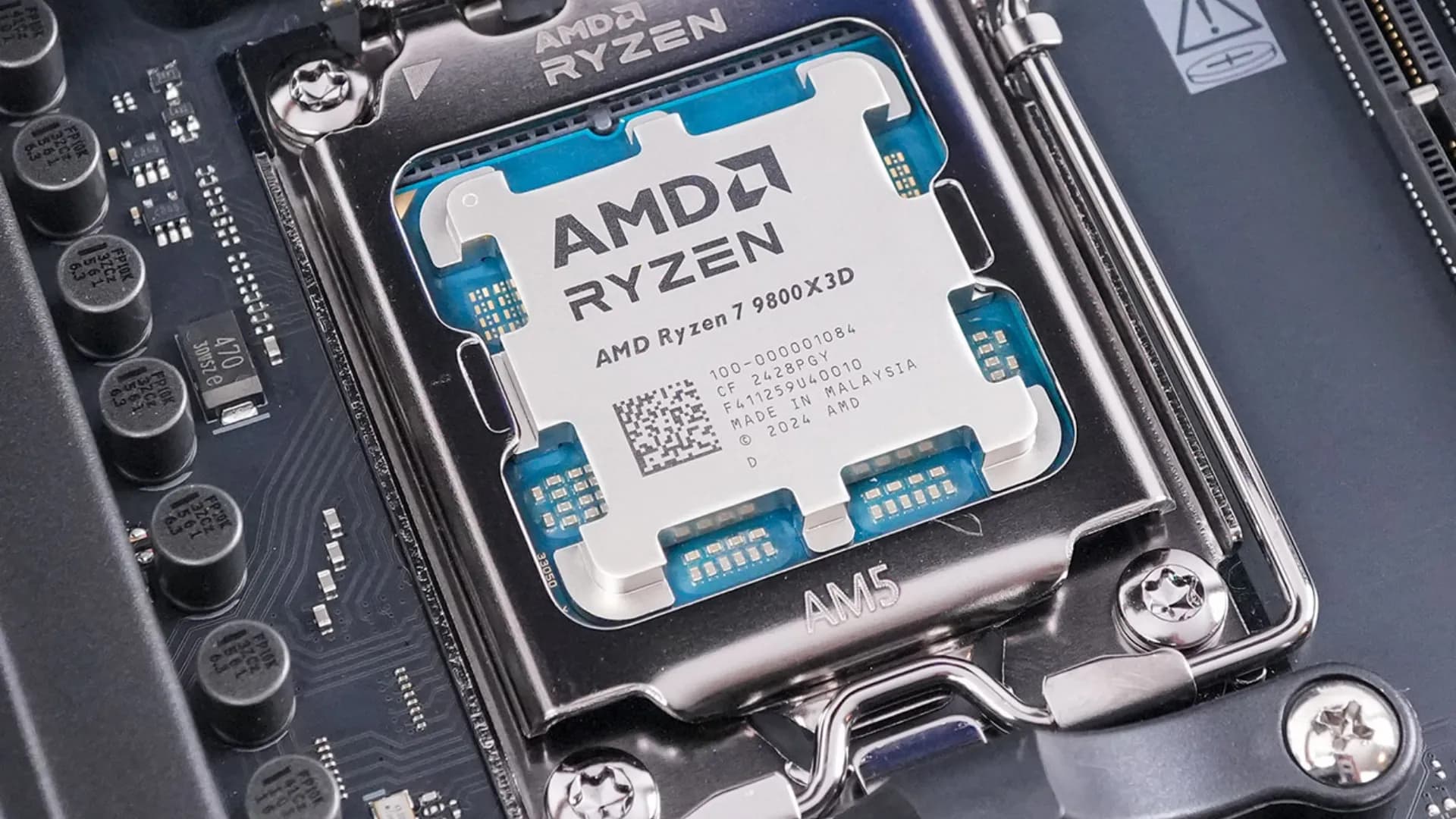 Процессор AMD Ryzen 7 9800X3D sAM5 Tray (100-000001084)