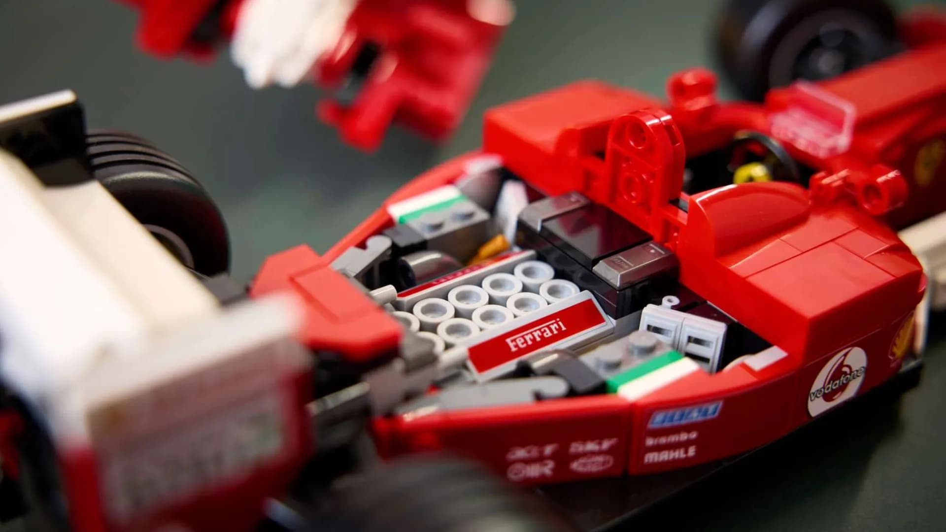 Конструктор LEGO Icons Ferrari F2004 and Michael Schumacher (11375)