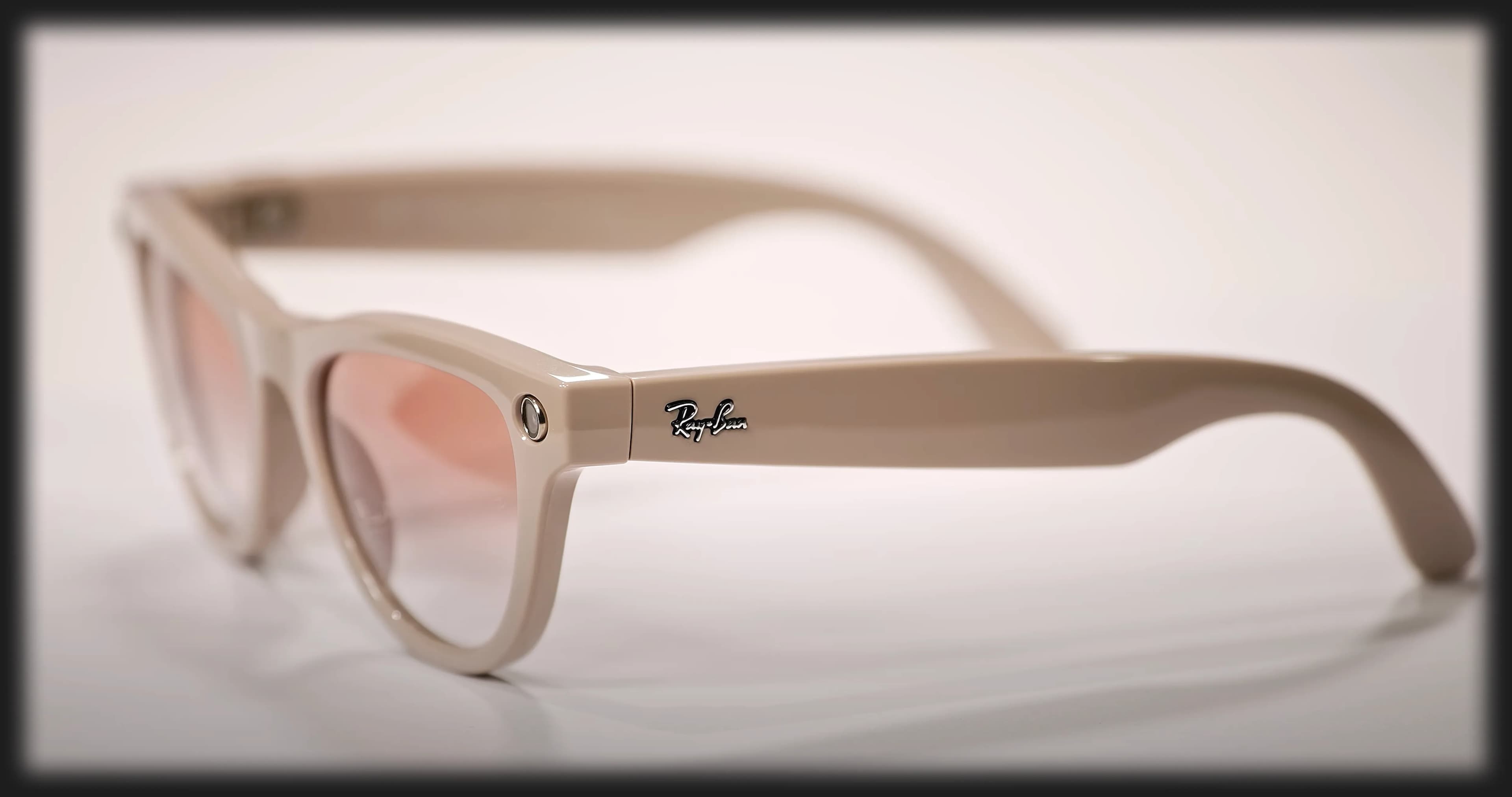 Смарт-очки Ray-Ban Meta Skyler (Gen 2) (Shiny Black/Clear to Graphite Green Transitions) (RW4014 601/1M 52-20) (M)