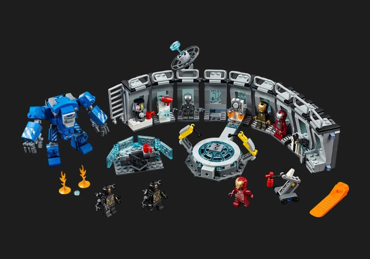 Конструктор LEGO Marvel Зал с костюмами Железного Человека (76125)