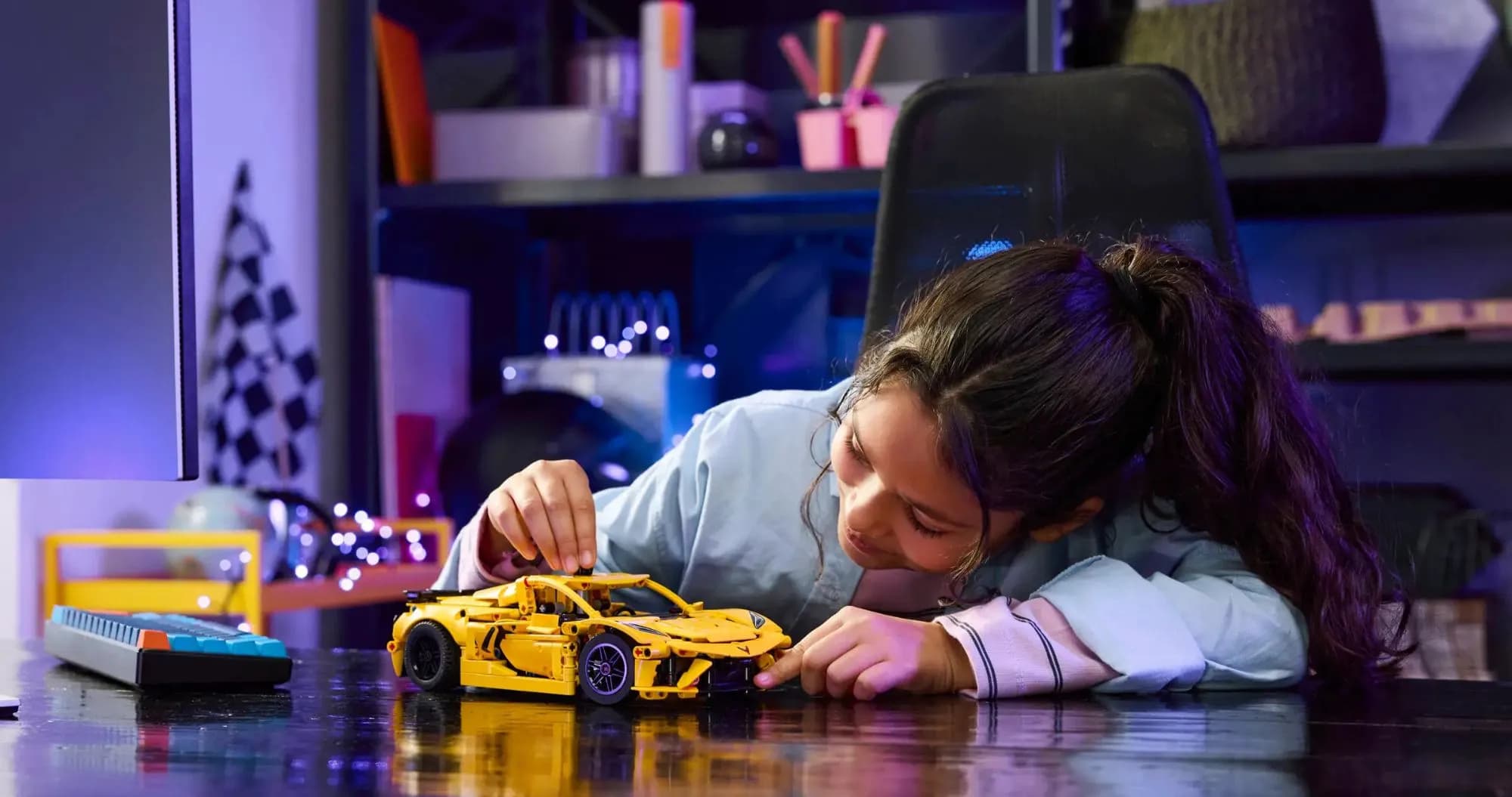 Конструктор LEGO Technic Chevrolet Corvette Stingray (42205)