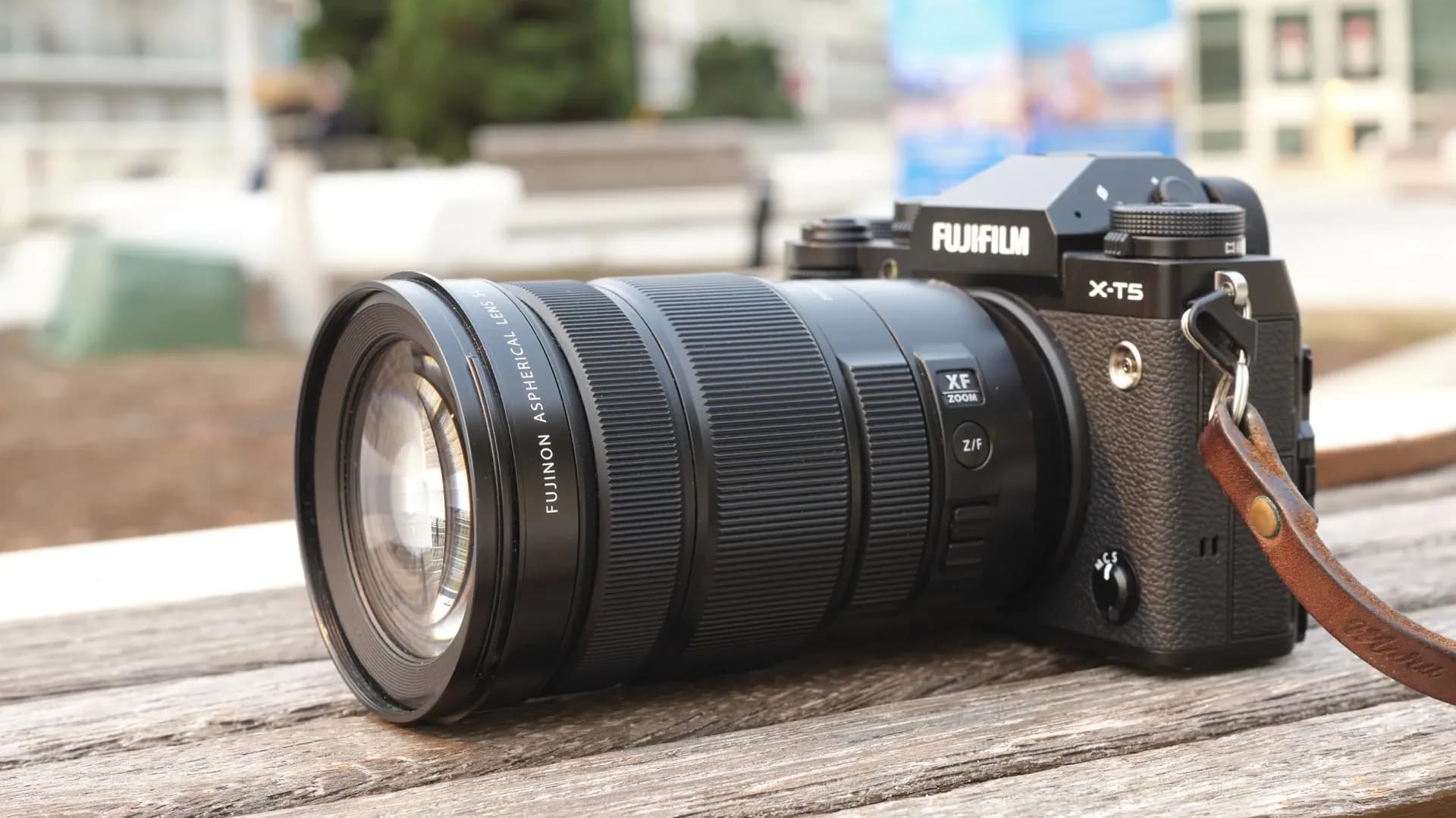 Универсальный объектив Fujifilm XF 18-120mm f/4 LM PZ WR (16780224) (Standard)