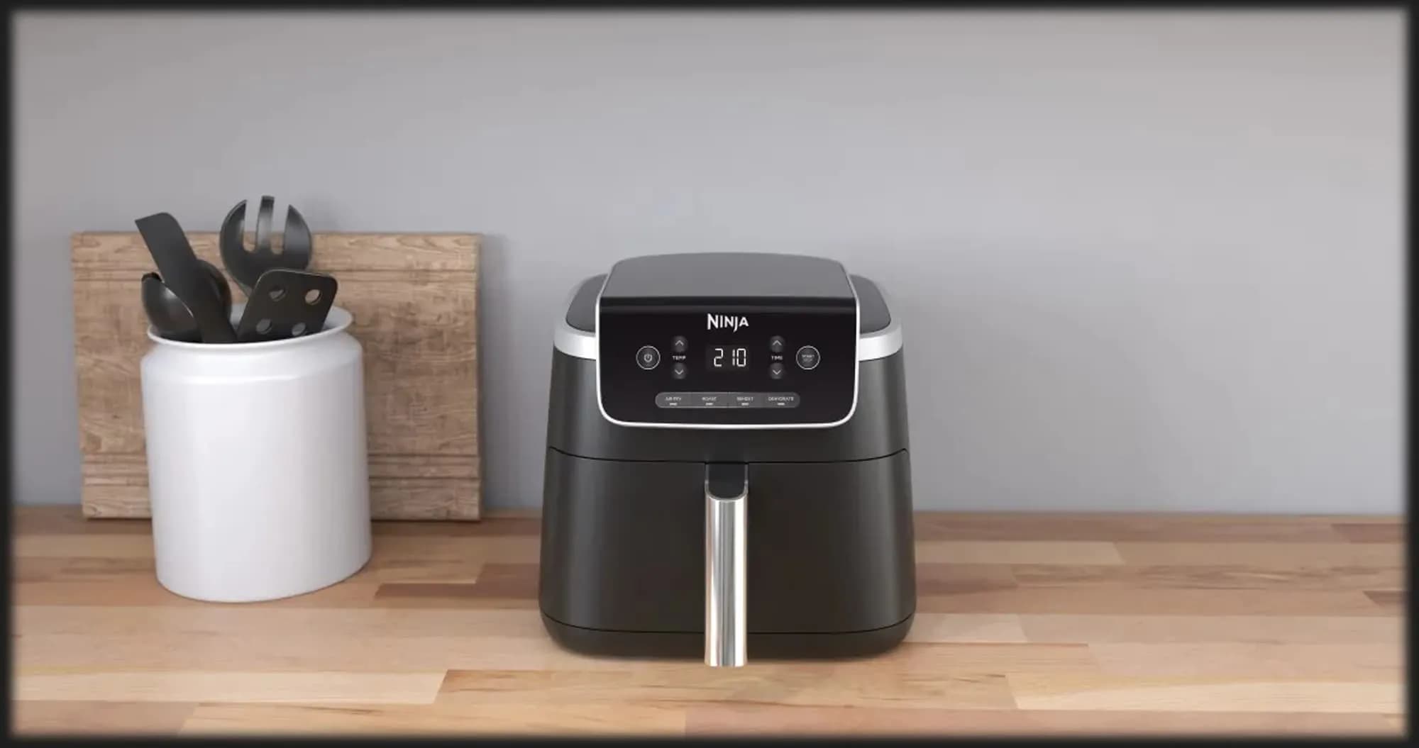 Мультипечь Ninja Air Fryer PRO 4.7л AF140EUCM