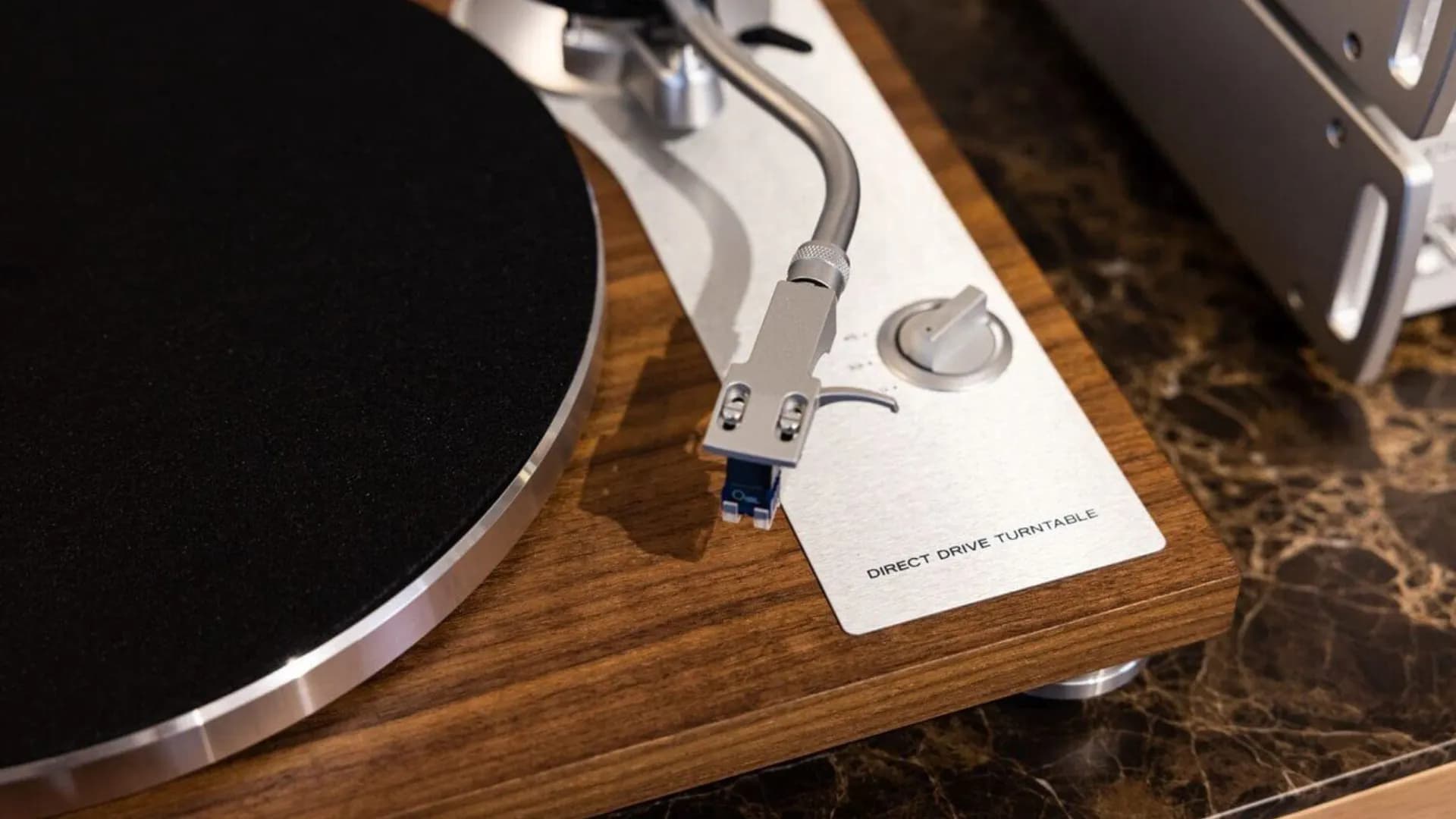 Виниловый проигрыватель TEAC Hi-Fi TN-4D-SE/WA (Walnut)