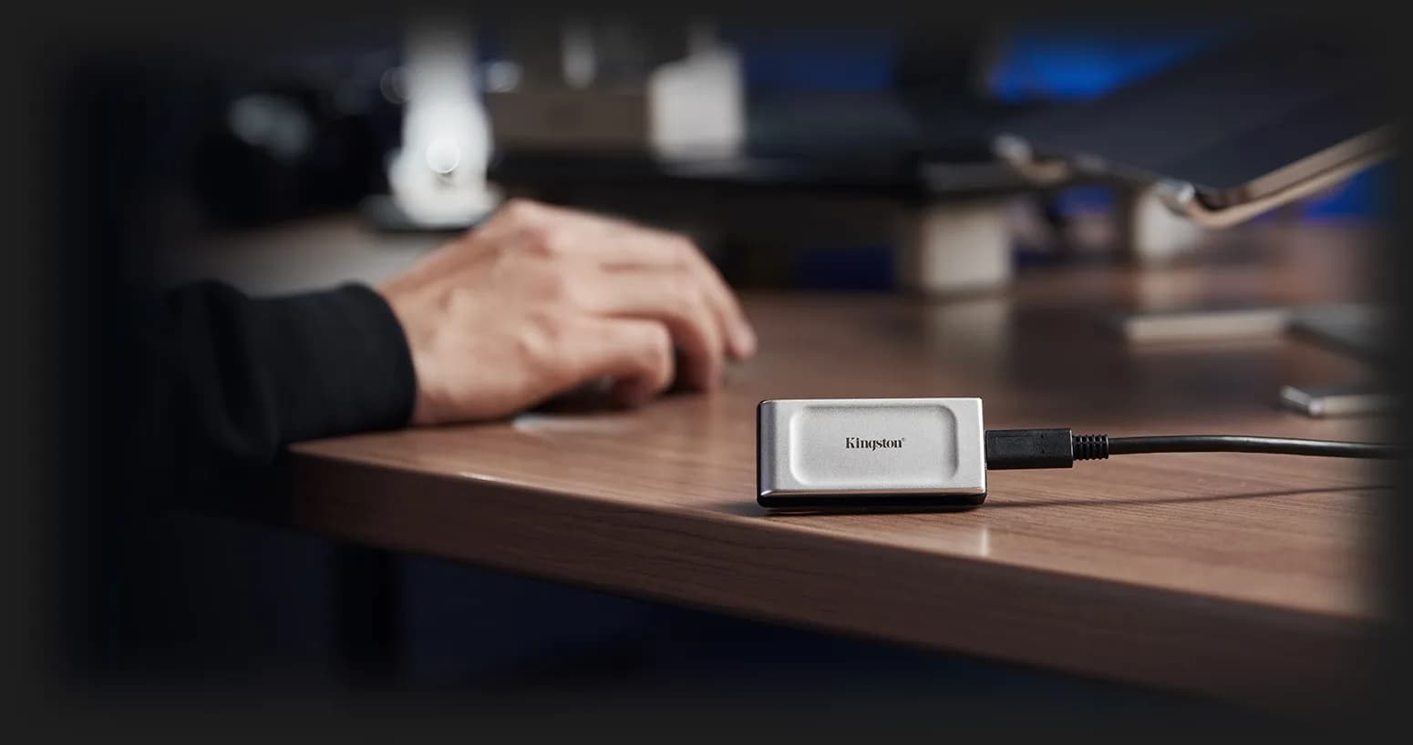 SSD-накопитель Kingston XS2000 2TB (Silver) (UA)