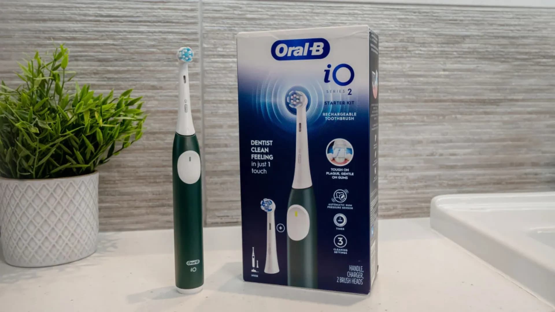 Зубная электрощетка BRAUN Oral-B iO Series 2 (Black)