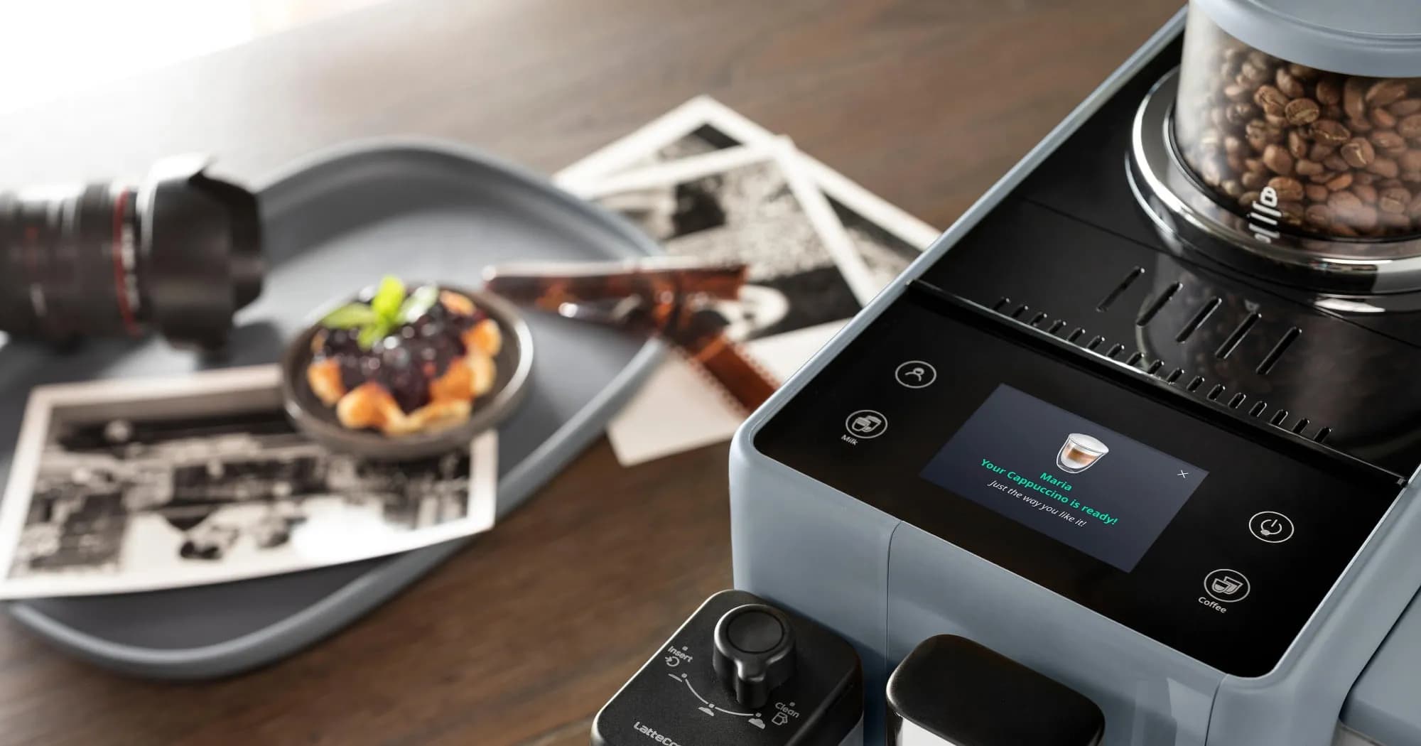Кофемашина Delonghi Rivelia (Green/Black)
