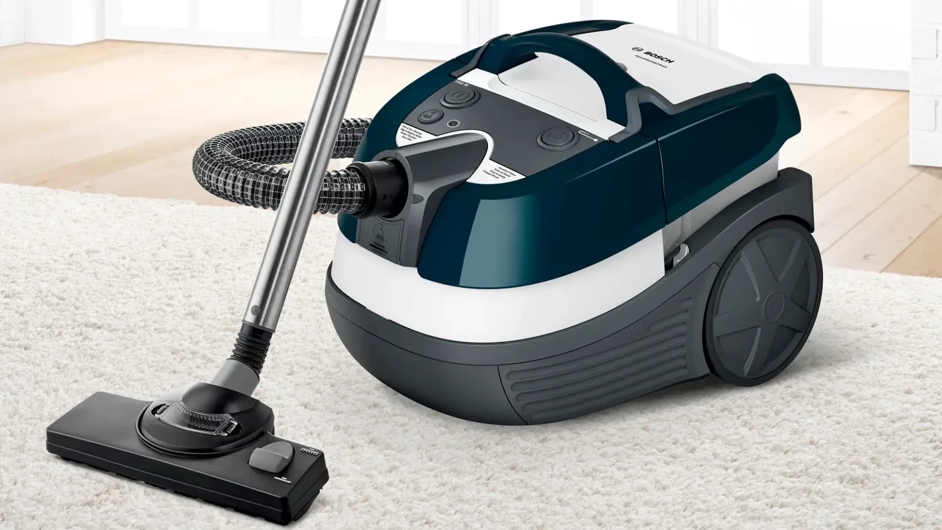 Пылесос моющий с аквафильтром Bosch BWD41720 (Turquoise)