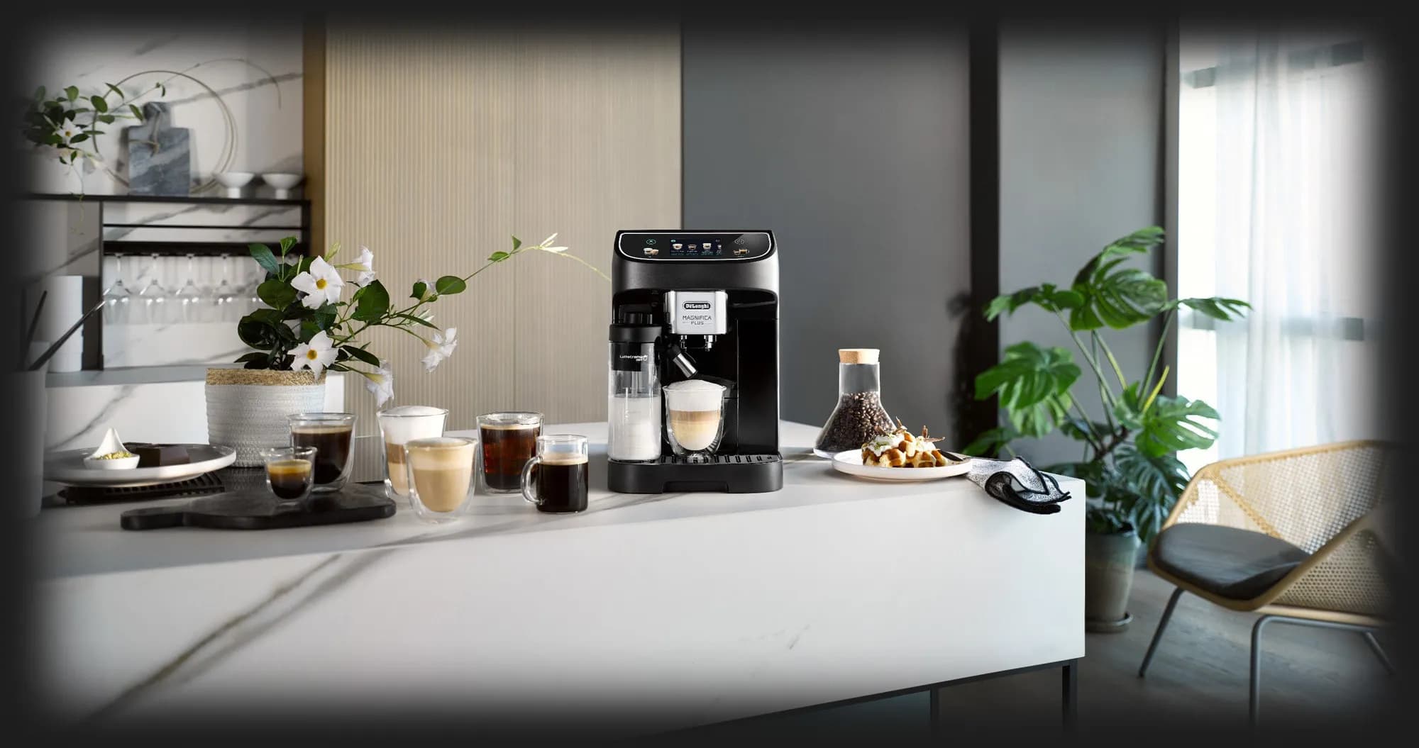 Кофемашина Delonghi Magnifica Plus (Black)