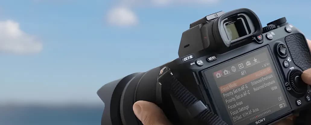 Цифровой фотоаппарат Sony Alpha A7 III Kit 28-70mm (ILCE7M3KB) (Standard)