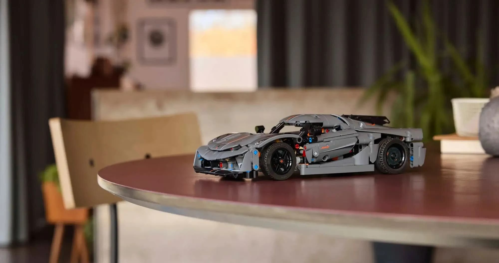 Конструктор LEGO Technic Koenigsegg Jesko Absolut — серый гиперкар (42173)
