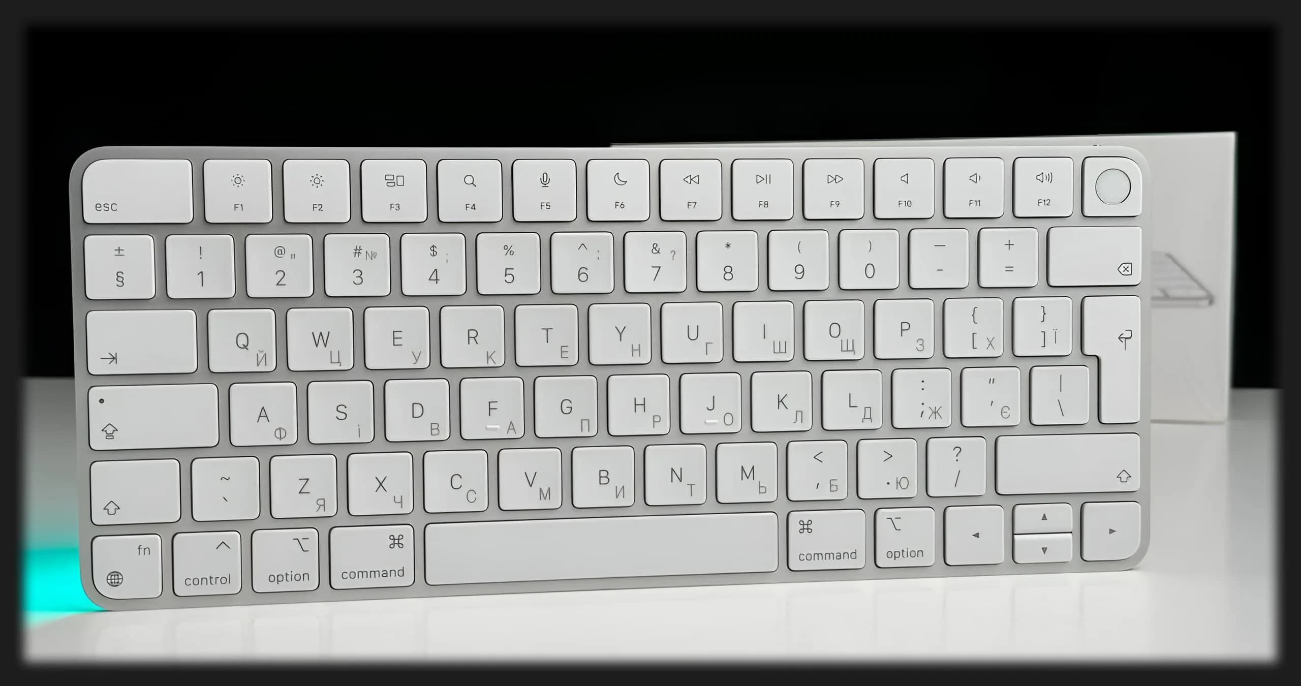 Клавиатура Apple Magic Keyboard with Touch ID for Mac models with Apple silicon USB–C (White) (2024) (MXCK3)