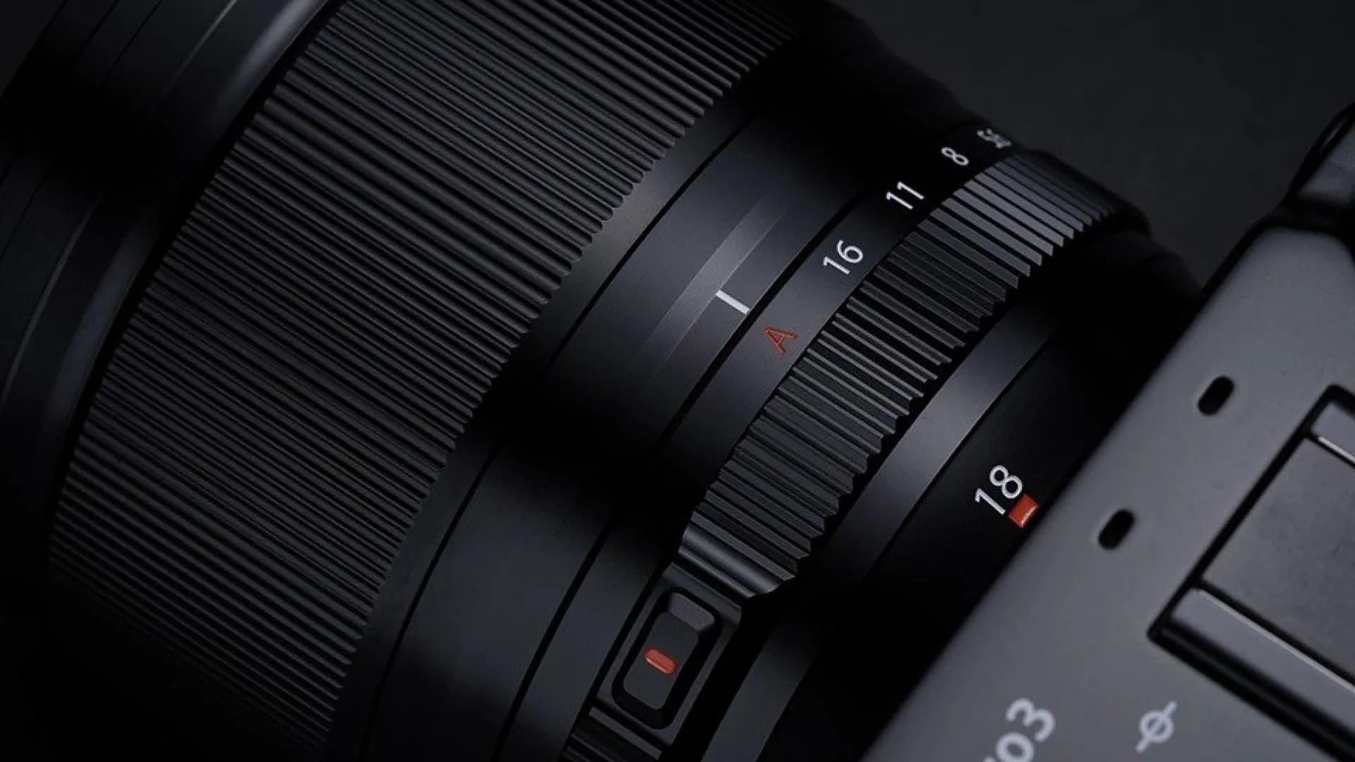 Широкоугольный объектив Fujifilm XF 18mm f/1.4 R LM WR (16673794) (Standard)