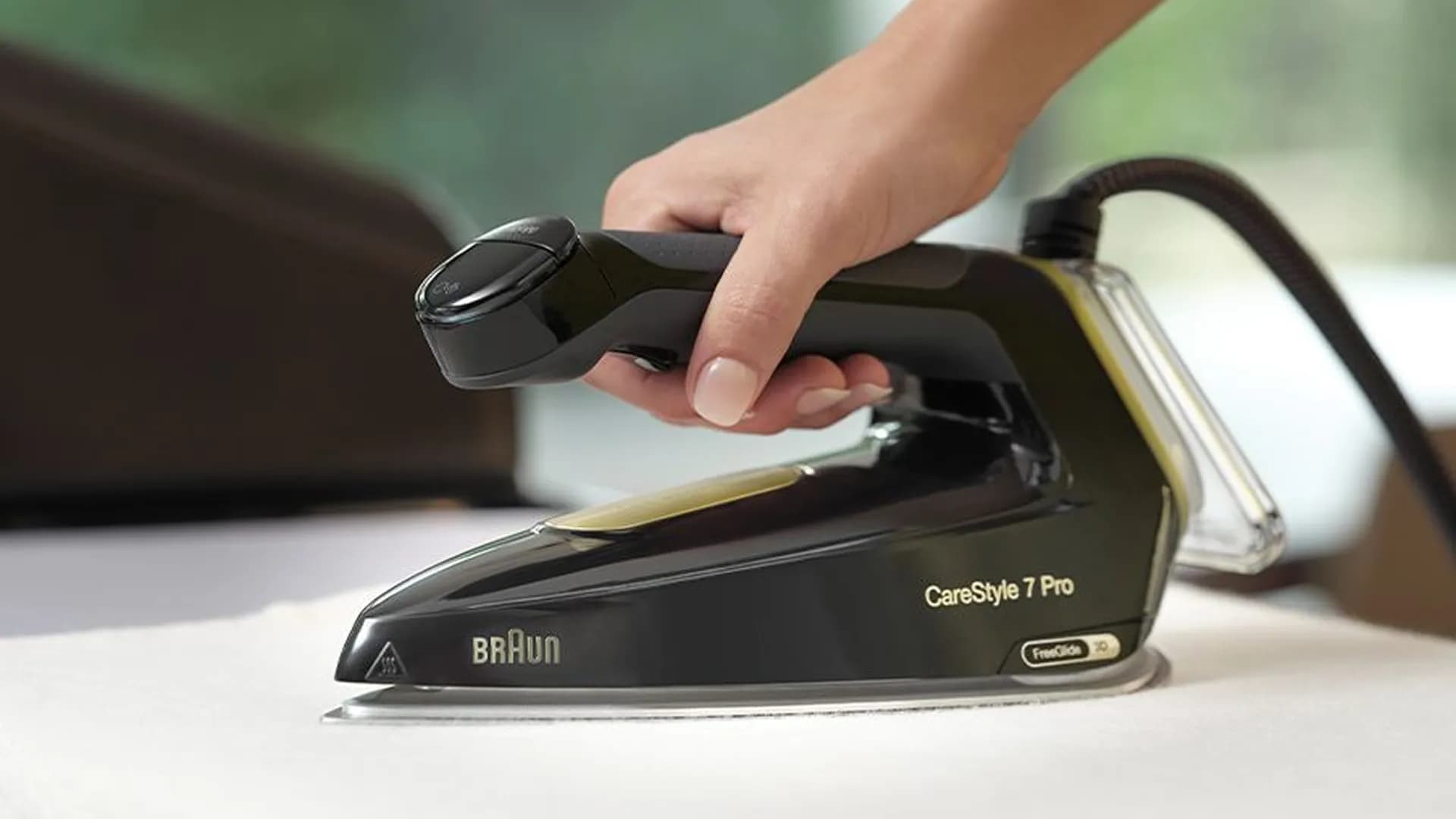 Парогенератор Braun CareStyle 7 Pro IS 7298 CP (Black)