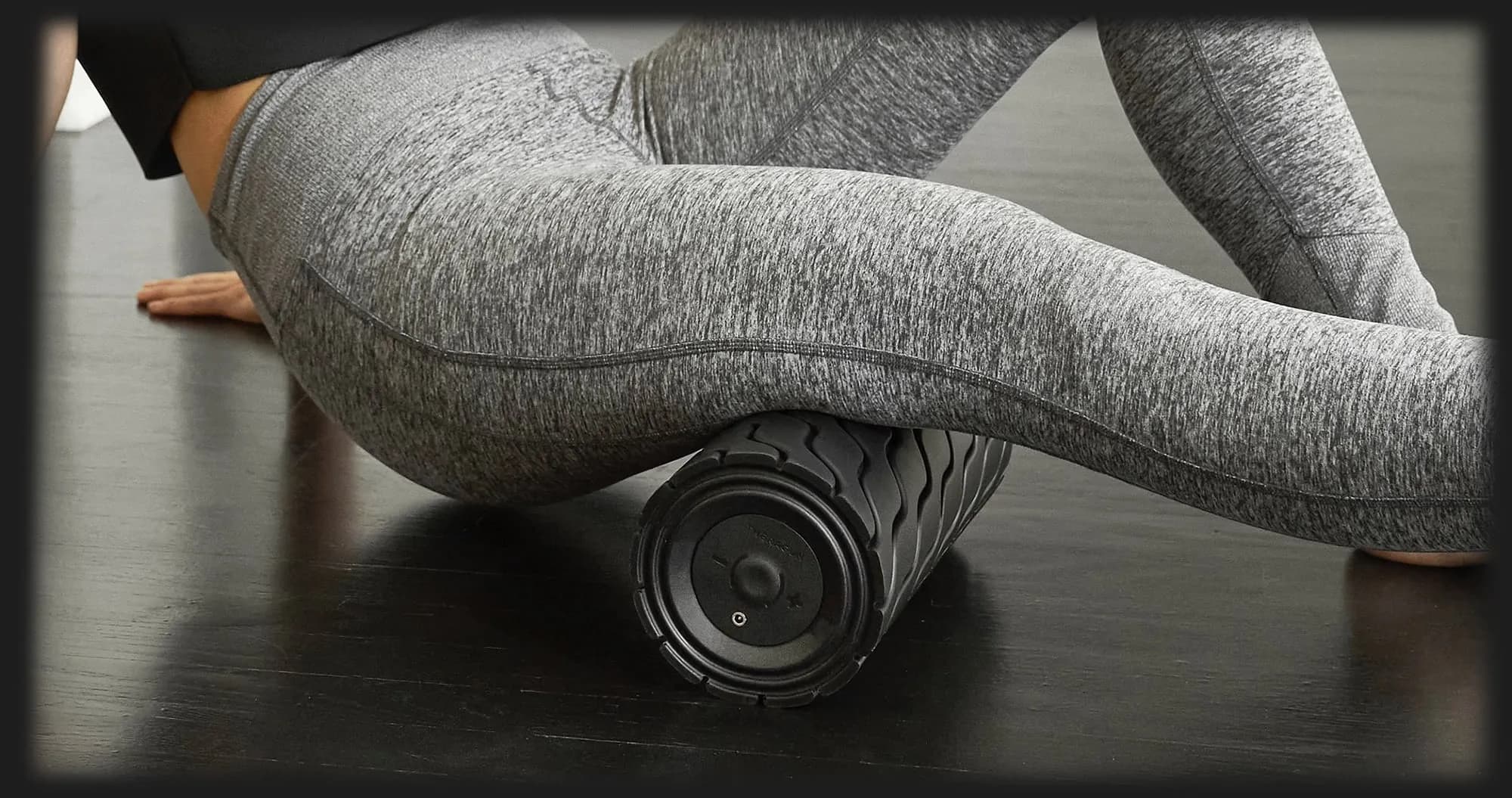 Массажный цилиндр Theragun Wave Roller (Black)