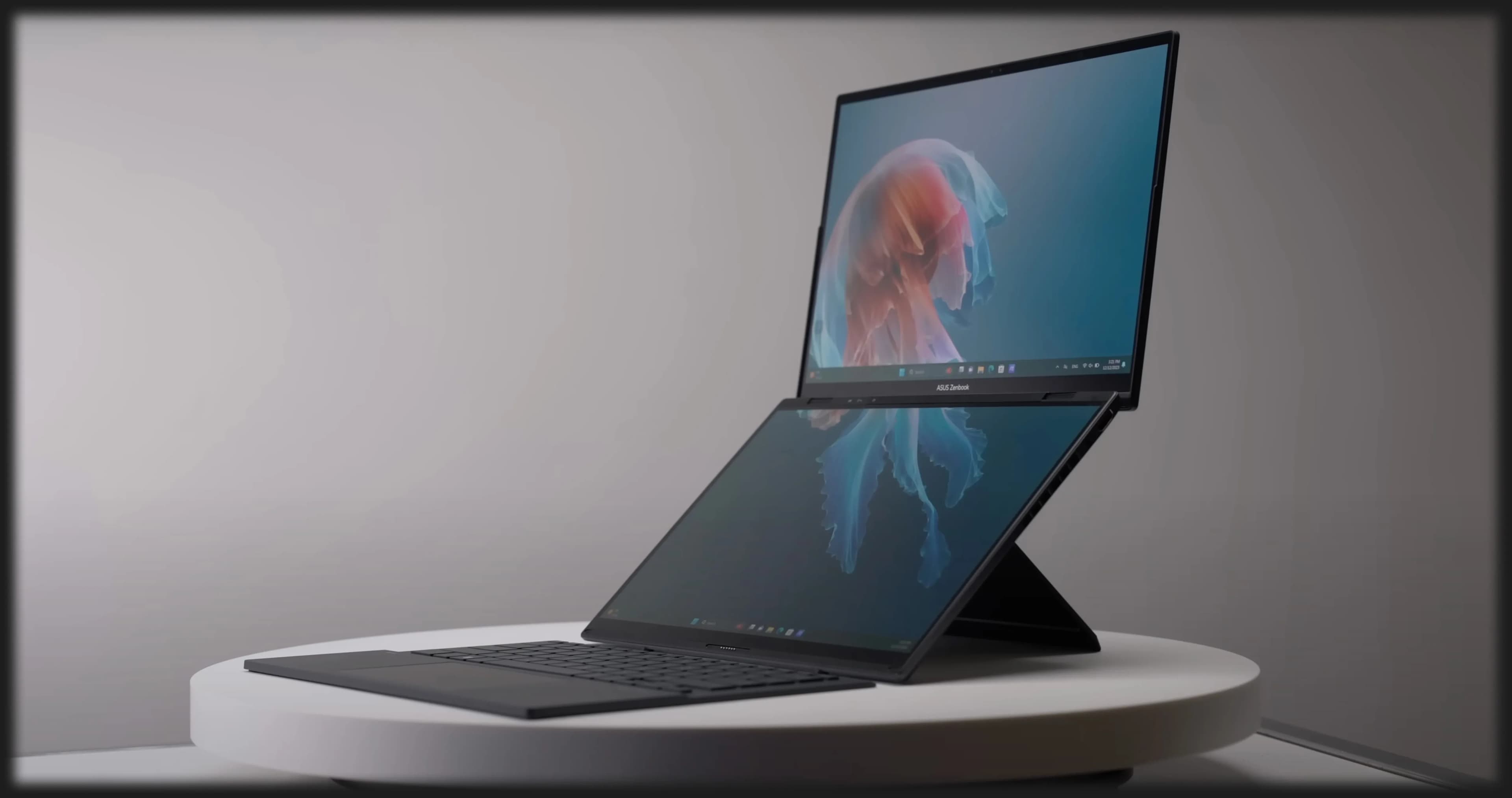 Ноутбук Asus ZenBook Duo 14 UX8406CA 14" (Intel Core Ultra 9/32GB/2TB (SSD)/Intel Arc) (UX8406CA-IS99T)