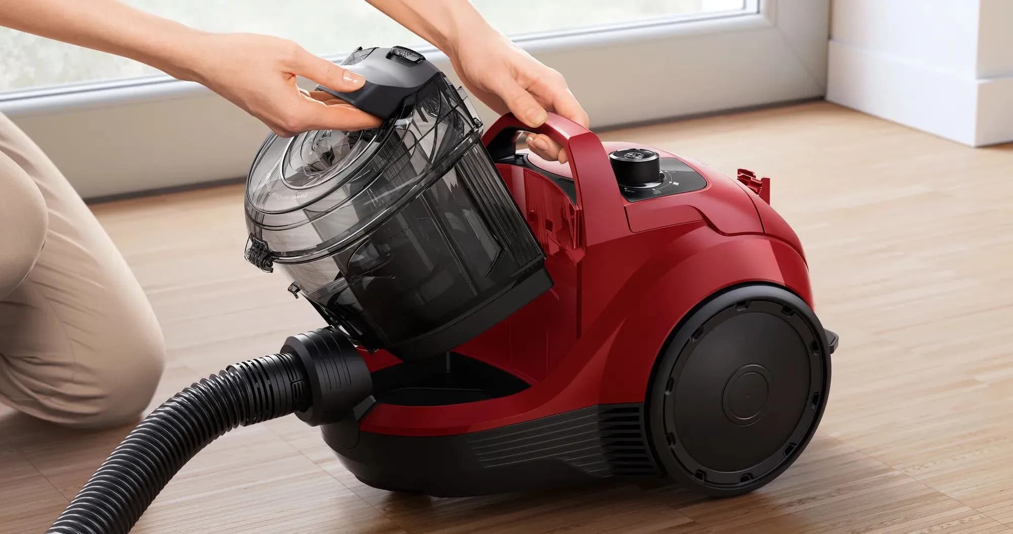 Пылесос безмешковый Bosch BGC21X350 (Red)