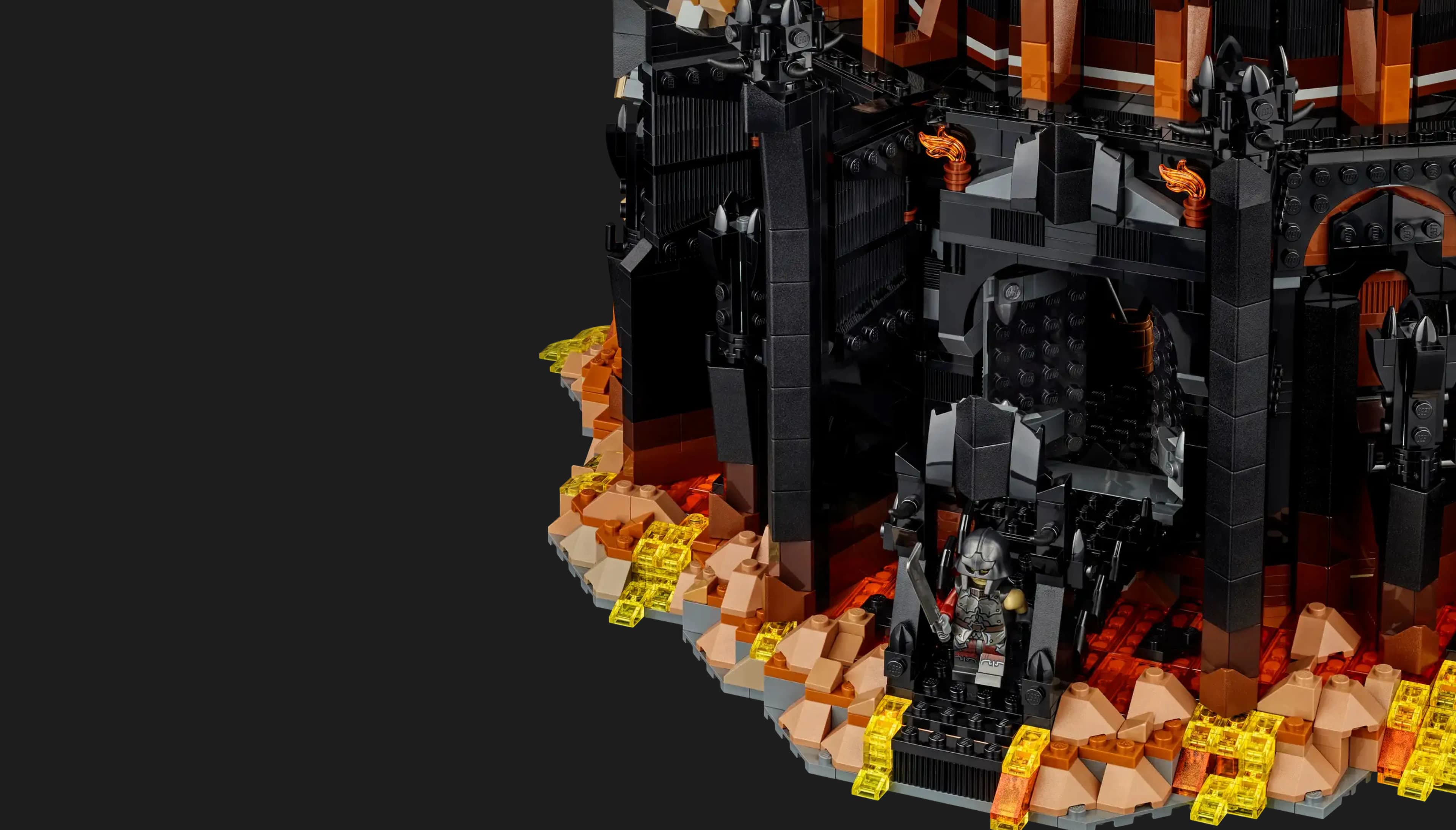 Конструктор LEGO Icons Обладатель колец: Барад-дур (10333)