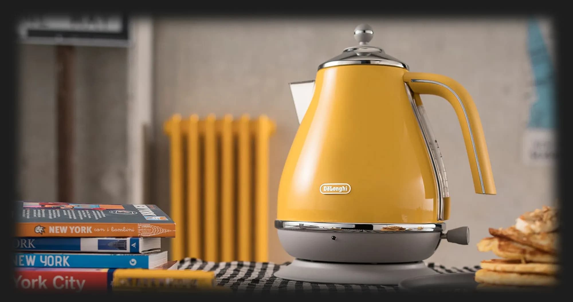 Электрочайник DeLonghi Icona Capitals (Yellow)