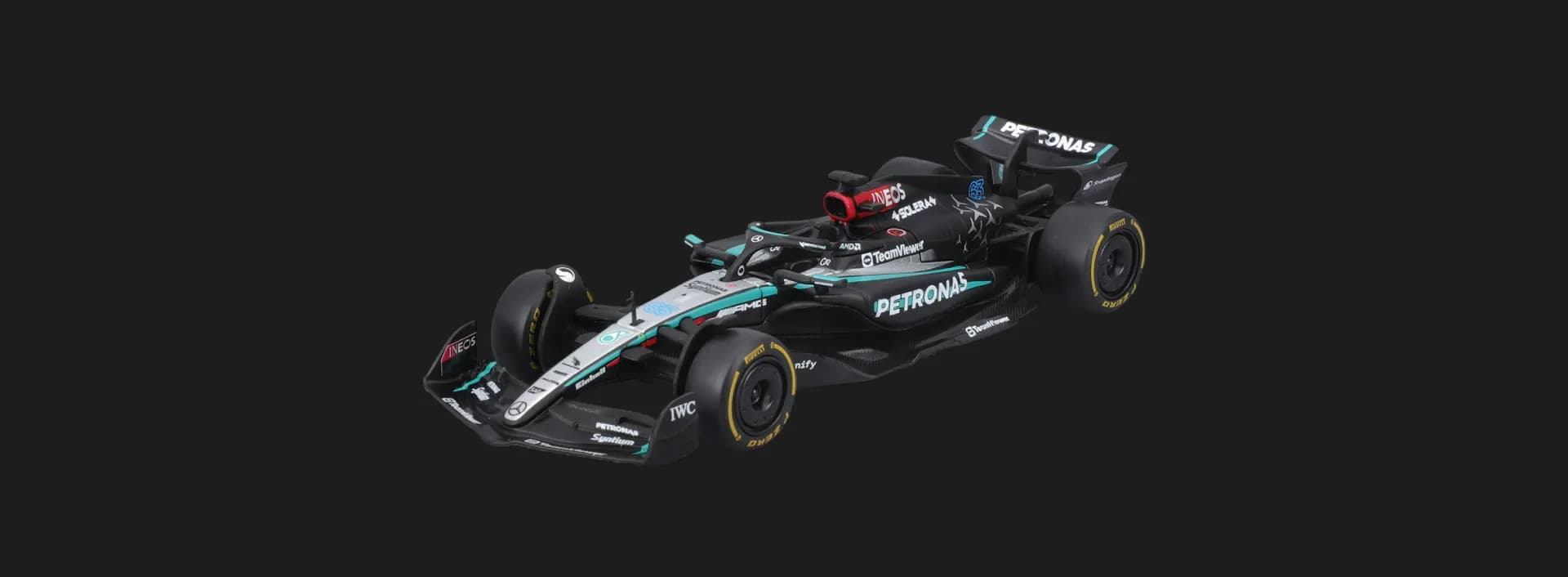 Автомодель Bburago Race — Mercedes AMG F1 W15 Performance 2024 в ассортименте (1:43) (18-38208)
