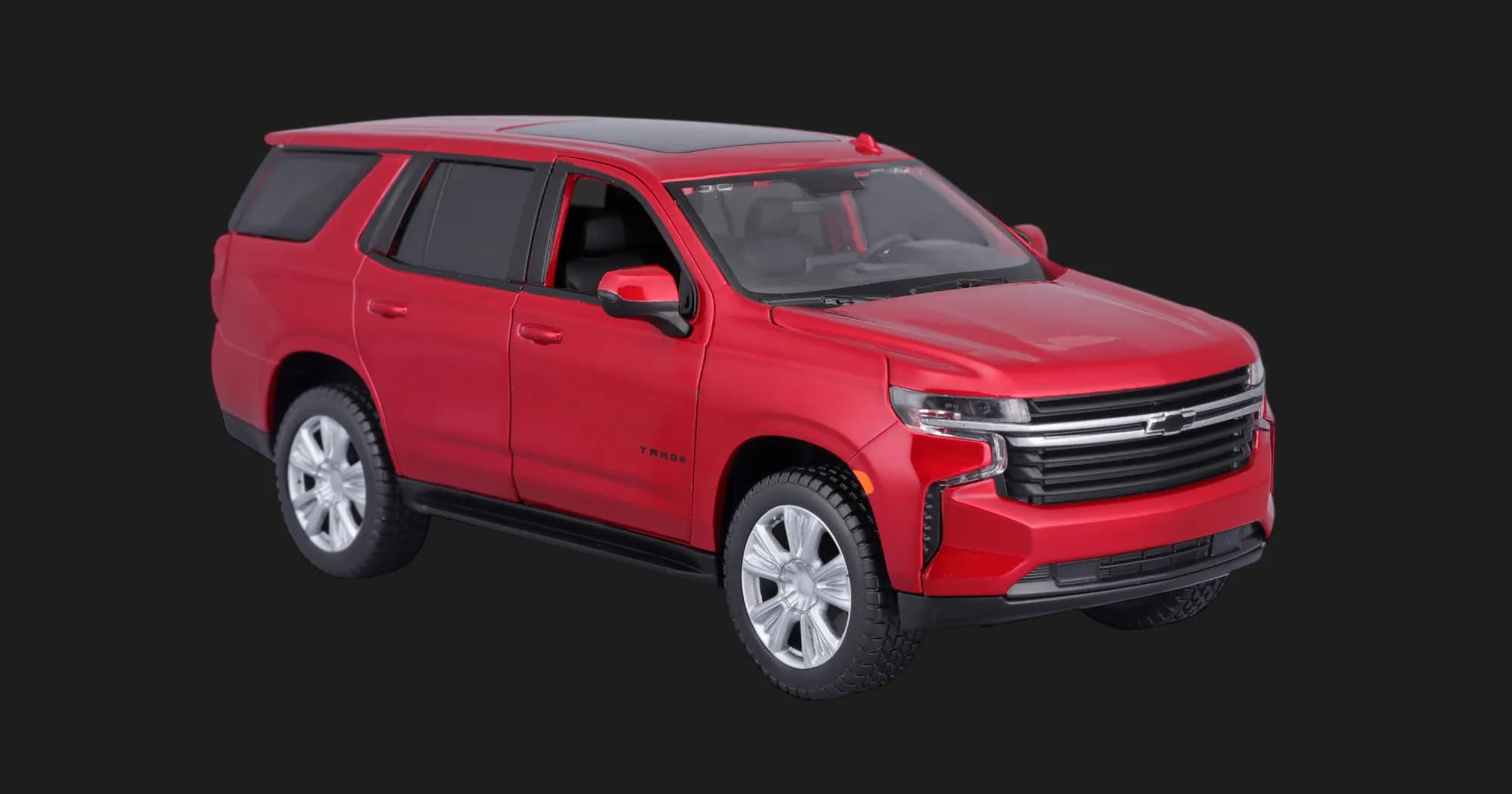 Автомодель Maisto 2021 Chevy Tahoe, 1:24 (31533 red)