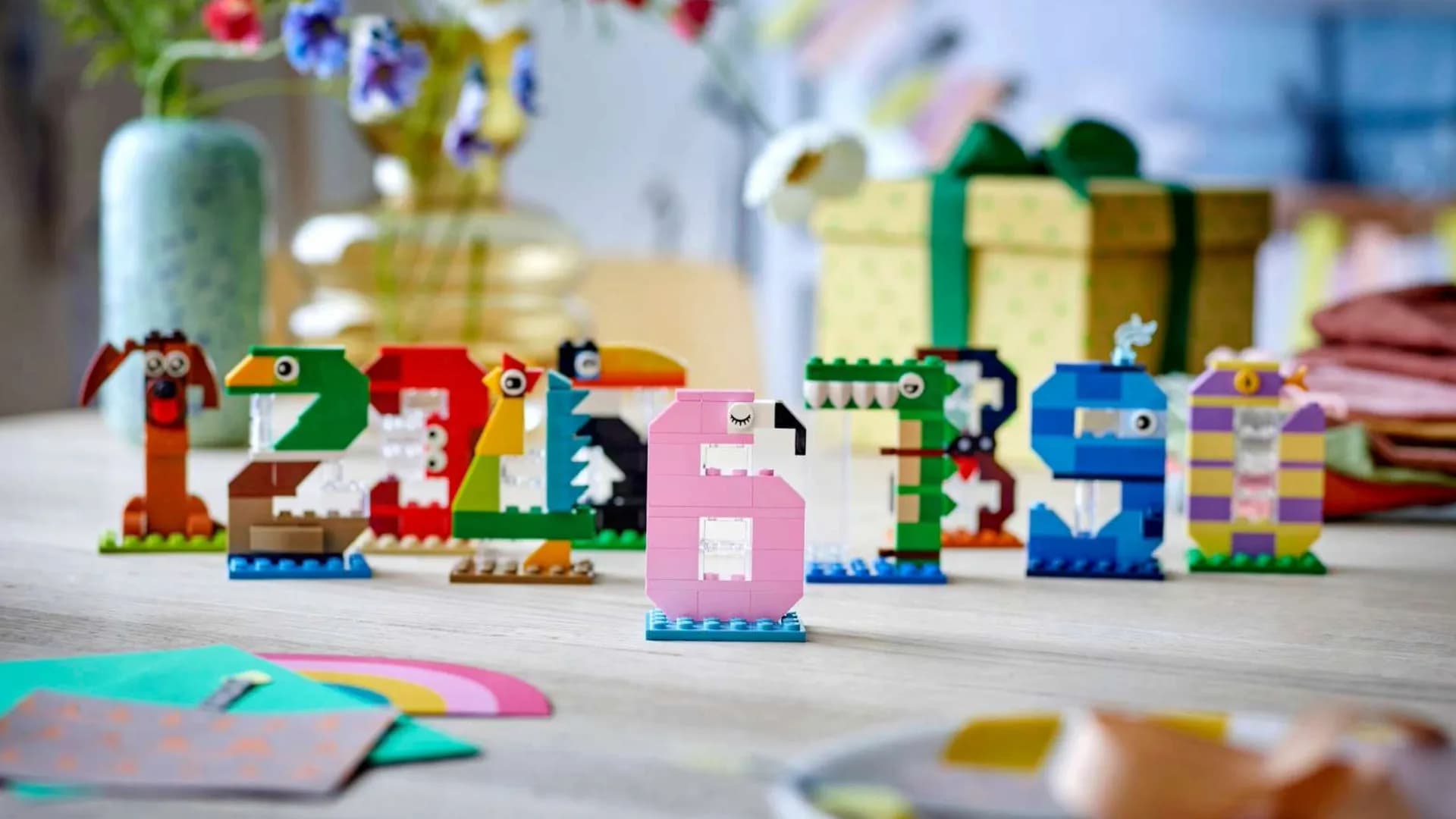 Конструктор LEGO Icons Цифры на день рождения (40807)