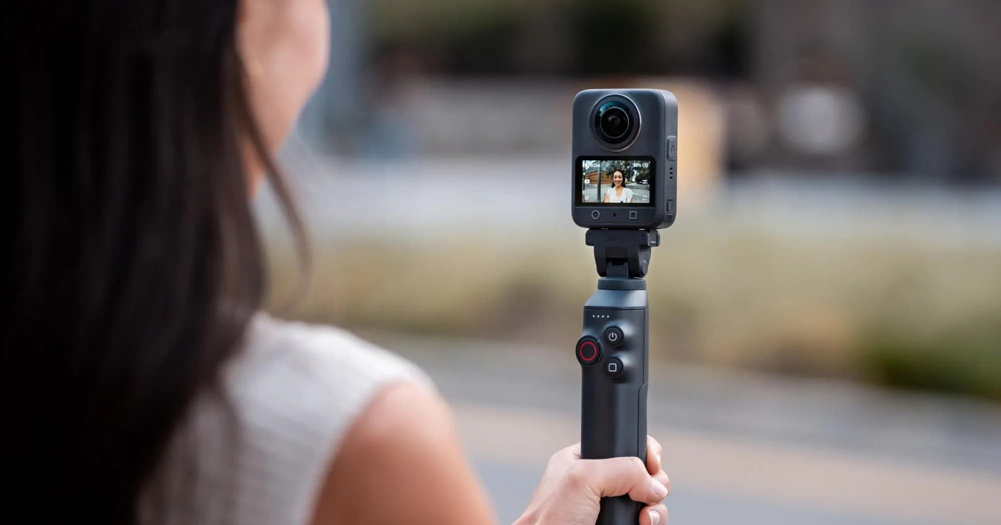 Экшн-камера DJI Osmo 360 Adventure Combo