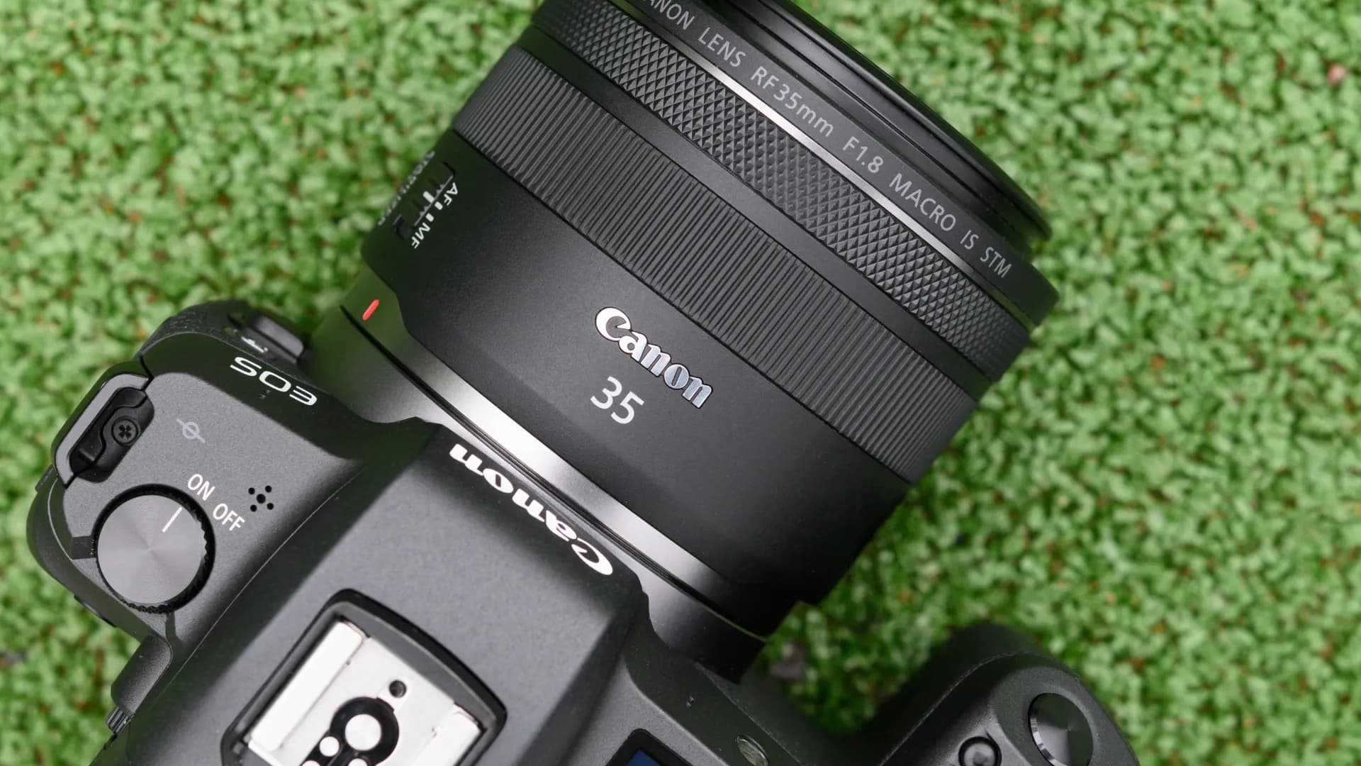 Стандартный объектив Canon RF 35mm f/1.8 IS Macro STM (2973C005) (Standard)