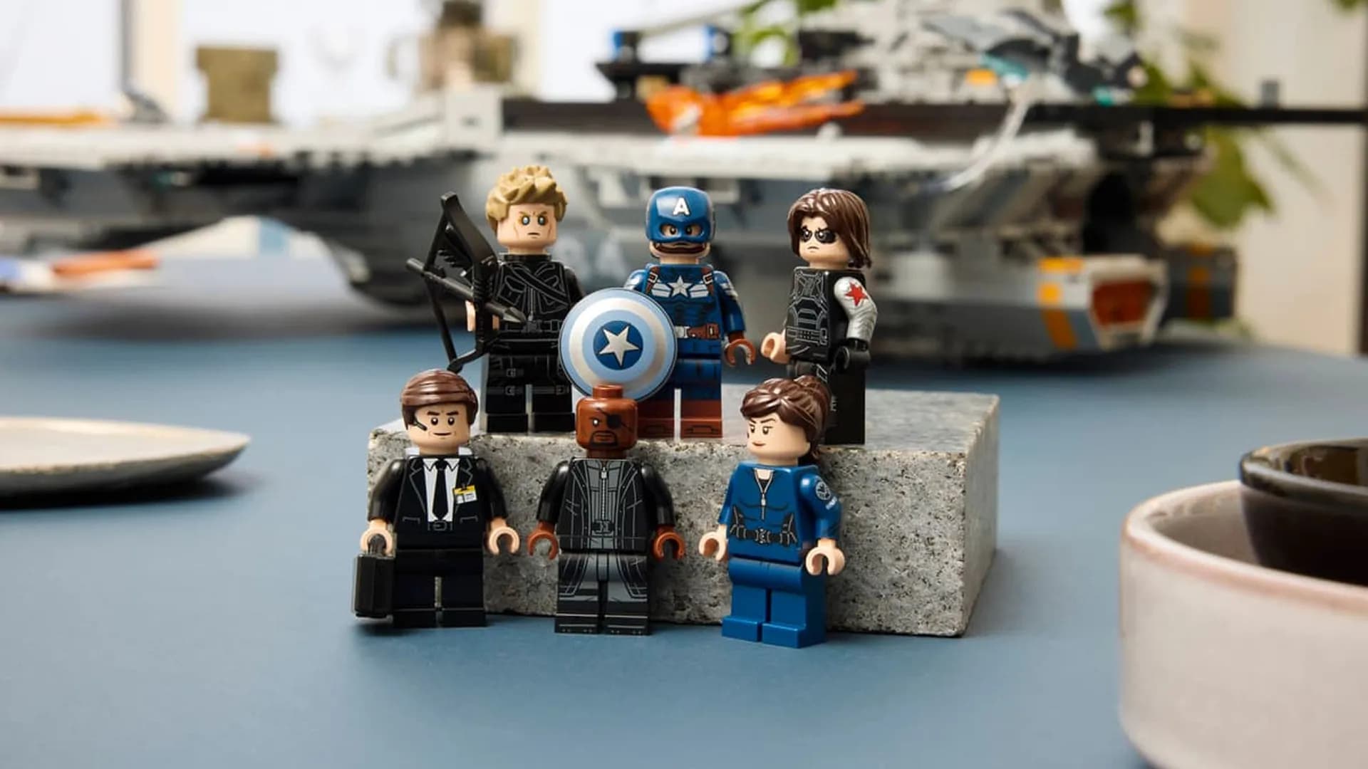 Конструктор LEGO Super Heroes Marvel Геликериер Щ.И.Т. (76354)