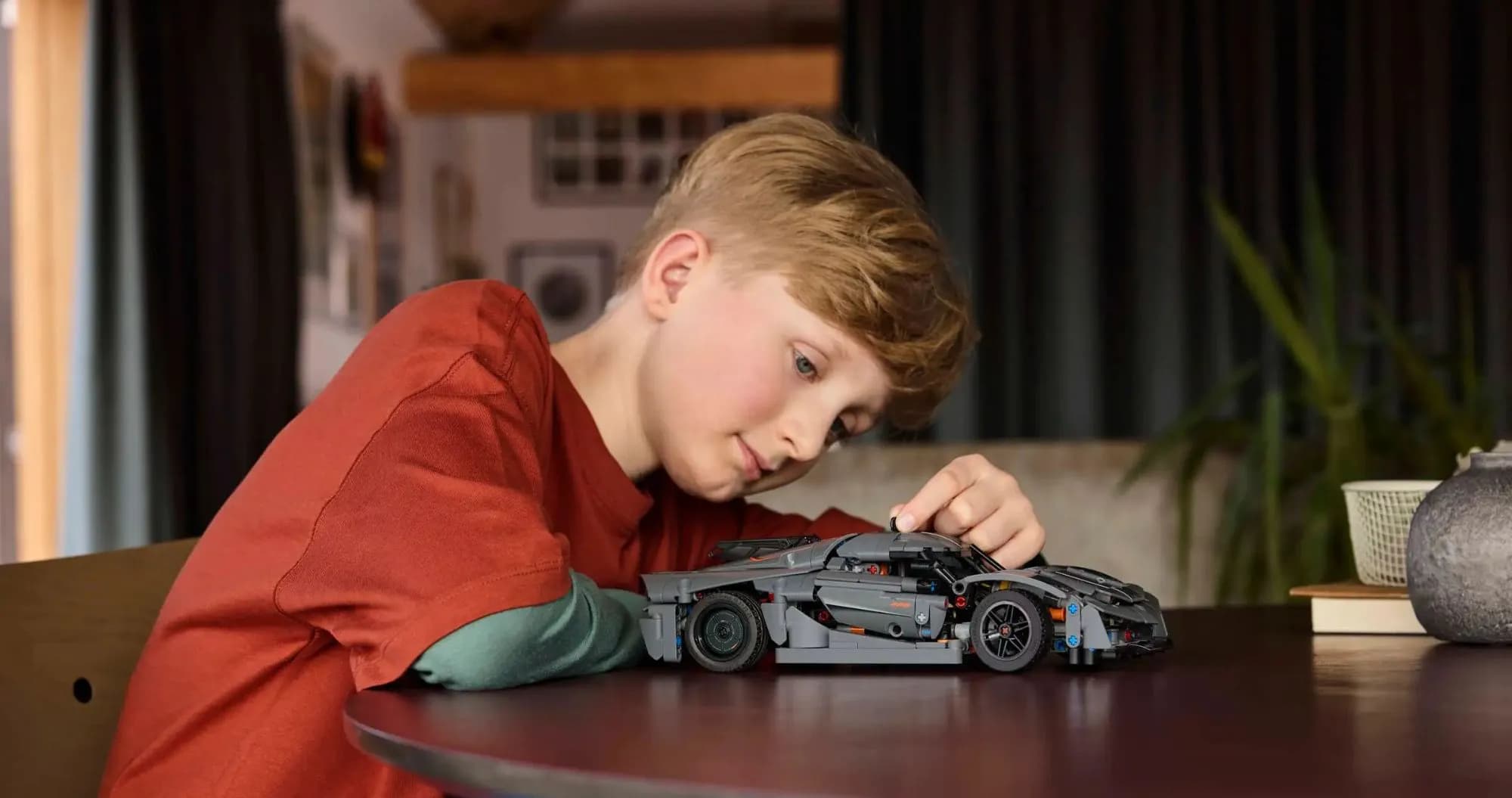 Конструктор LEGO Technic Koenigsegg Jesko Absolut — серый гиперкар (42173)