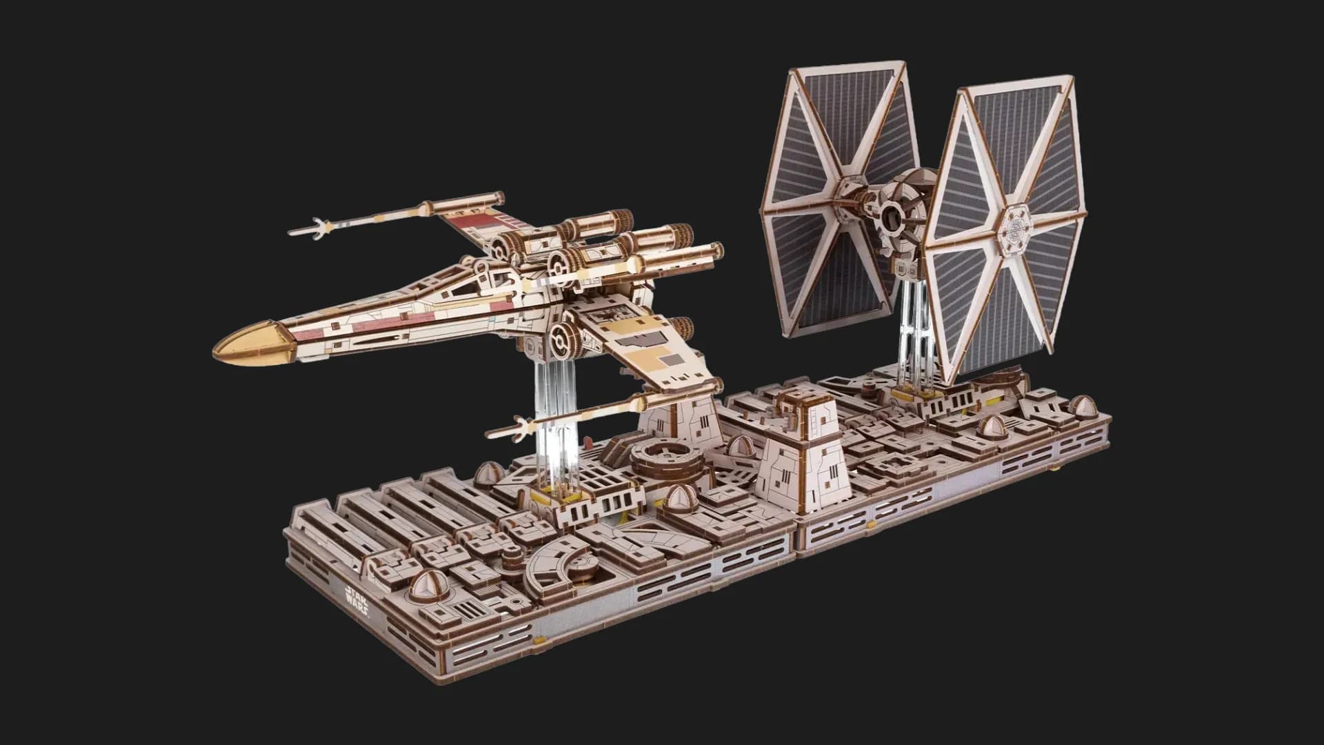 Деревянный 3D конструктор UGEARS Истребитель X-Wing Люка Скайуокера (70269)