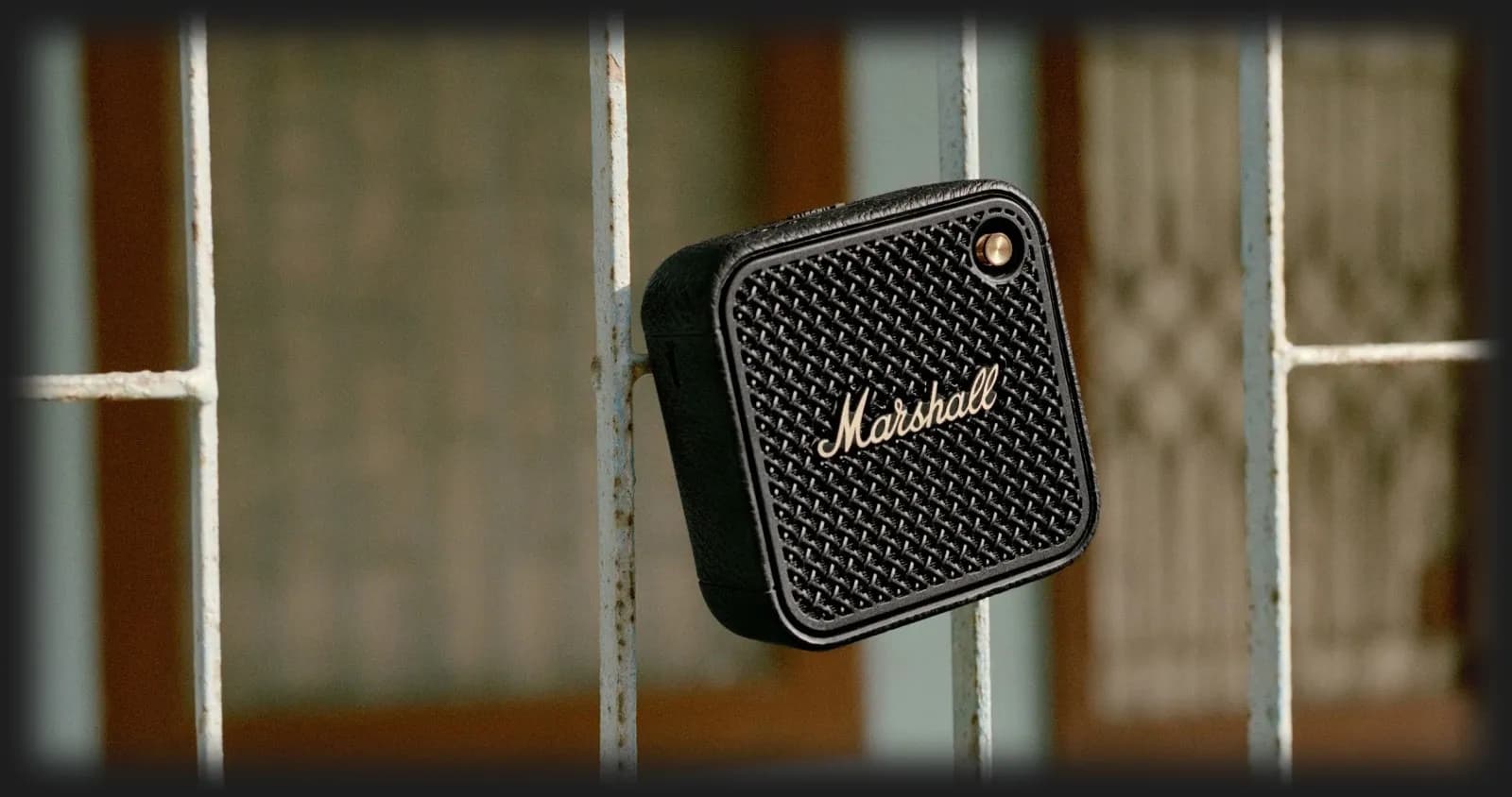 Акустика Marshall Portable Speaker Willen II (Cream)