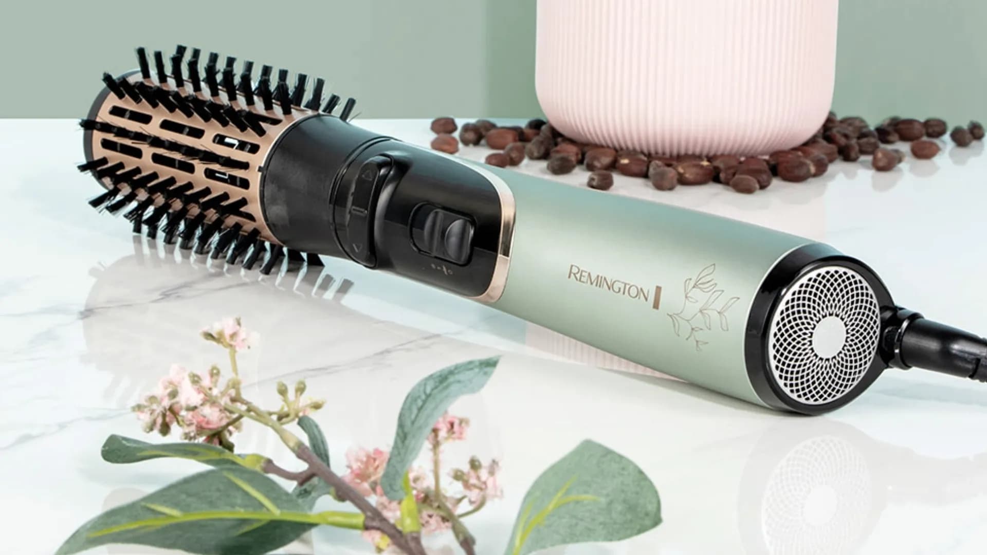 Фен-щетка Remington AS 5860