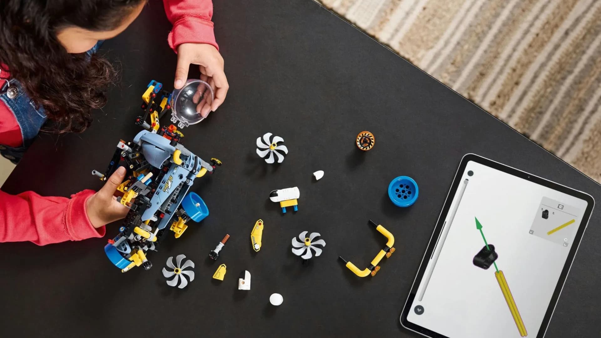 Конструктор LEGO Technic Глубоководная исследовательская подводная лодка (42201)