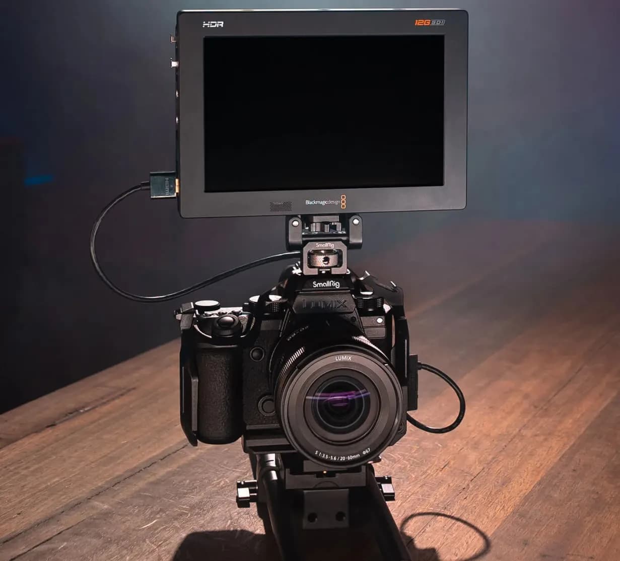 Цифровой фотоаппарат Panasonic Lumix S DC-S5 IIX Kit 20-60mm (DC-S5M2XKEE) (Standard)