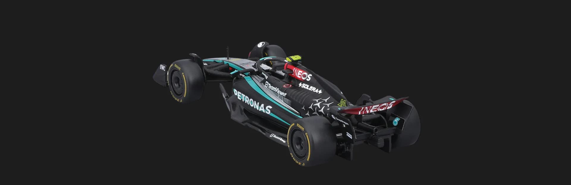 Автомодель Bburago Race — Mercedes AMG F1 W15 Performance 2024 в ассортименте (1:43) (18-38208)