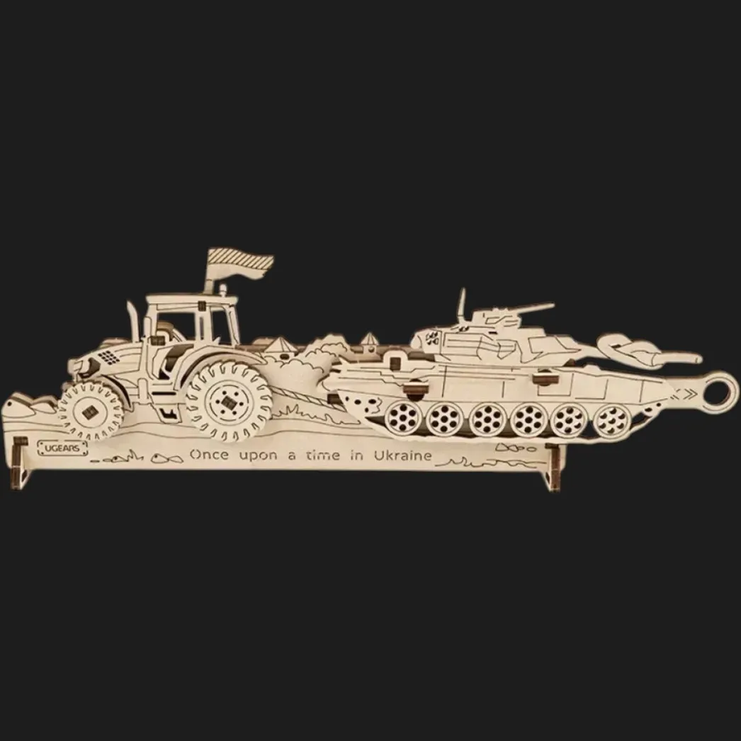 Деревянный 3D конструктор UGEARS Отважный трактор